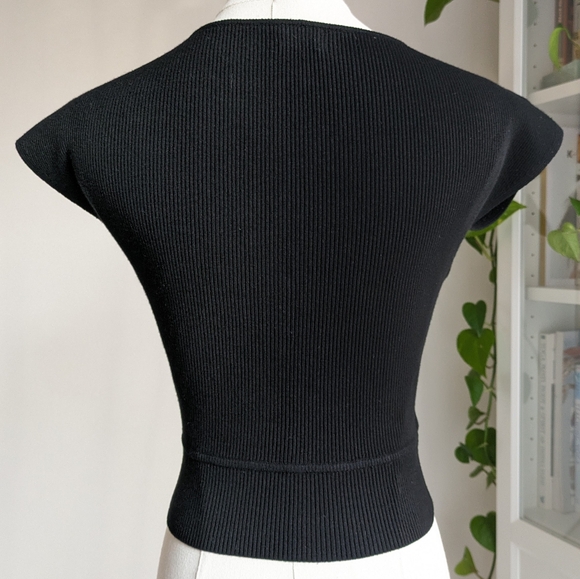 Aritzia Wilfred Ribbed Slit Top - Picture 3 of 9